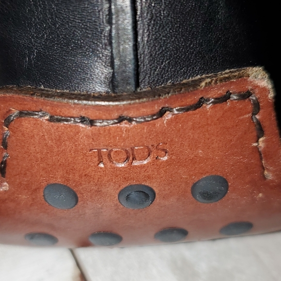 Tod"s S. 6 Black Leather Flat Driving Shoe Loafer - Picture 11 of 11